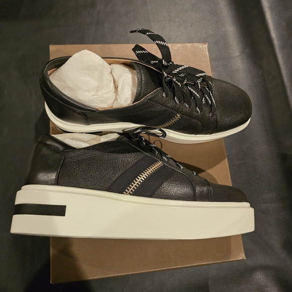 Linea Paolo Karen Casual shoe. NWT. Black, Size 9.5 - Picture 6 of 9